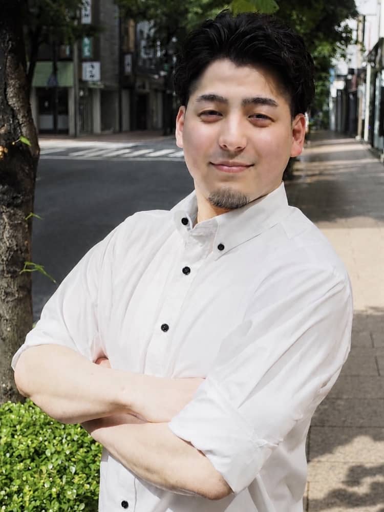 山内　敢史