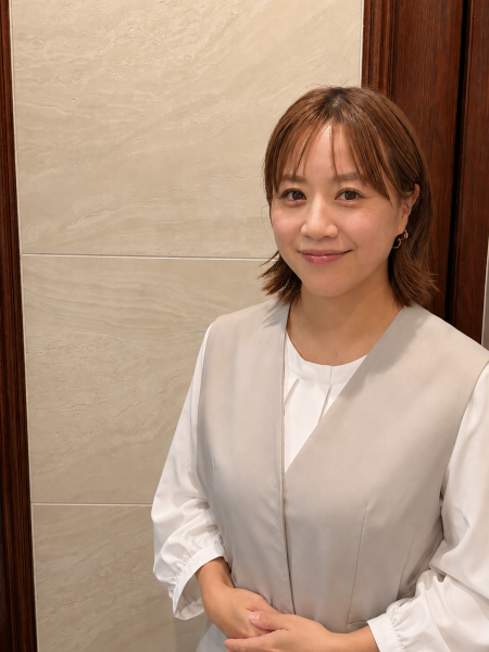 須賀　さとこ
