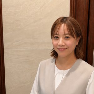 須賀　さとこ