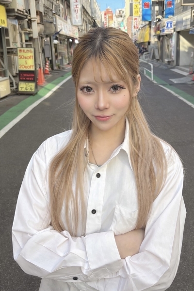 和手　愛菜