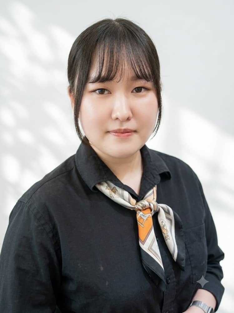 安田　遥【カット以外指名不可】